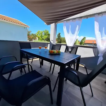 Appartement Palm Tree 2 *